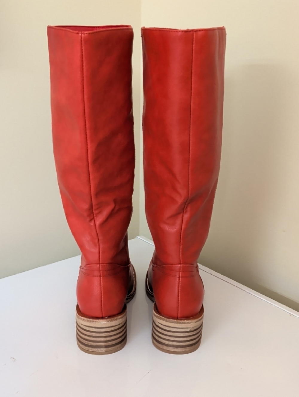 VBDB Red Knee High Boots 6.5 Square Toe Block Heel Wide Calf NIB - Picture 4 of 11